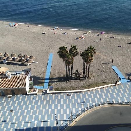 Apartamento Estudio En Chinasol Primera Linea Playa San Cristobal Almuñécar Kültér fotó