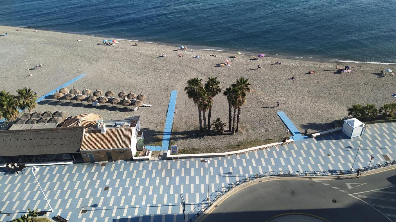 Apartamento Estudio En Chinasol Primera Linea Playa San Cristobal Almuñécar Kültér fotó